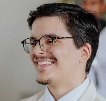 Adnan Bezerra - Full-Stack Webentwickler